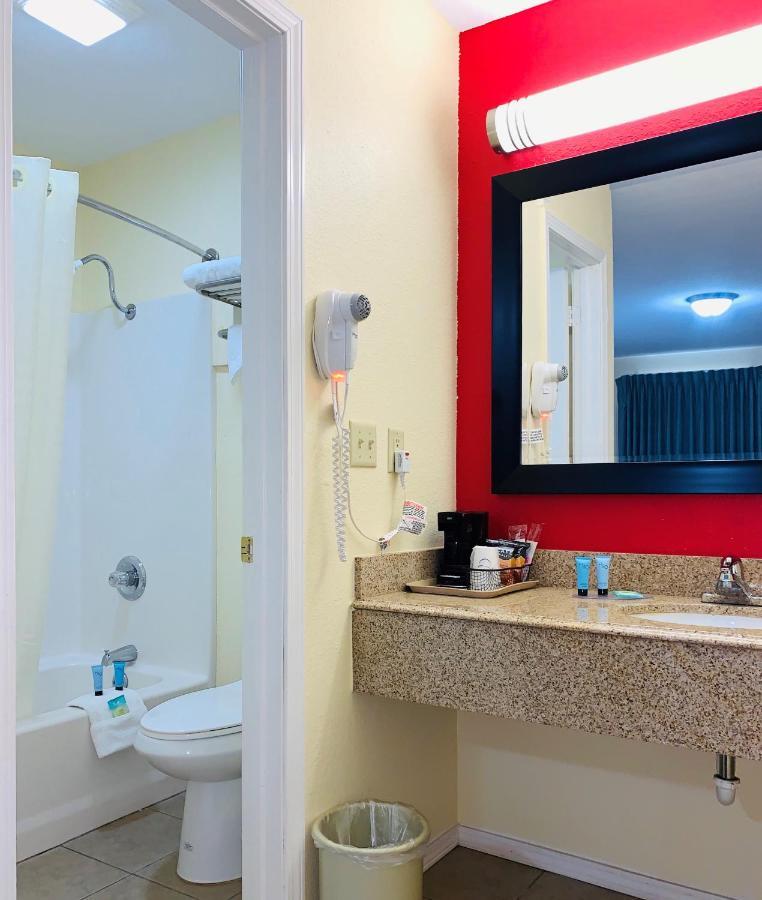Suite 16 Motel Gore Εξωτερικό φωτογραφία