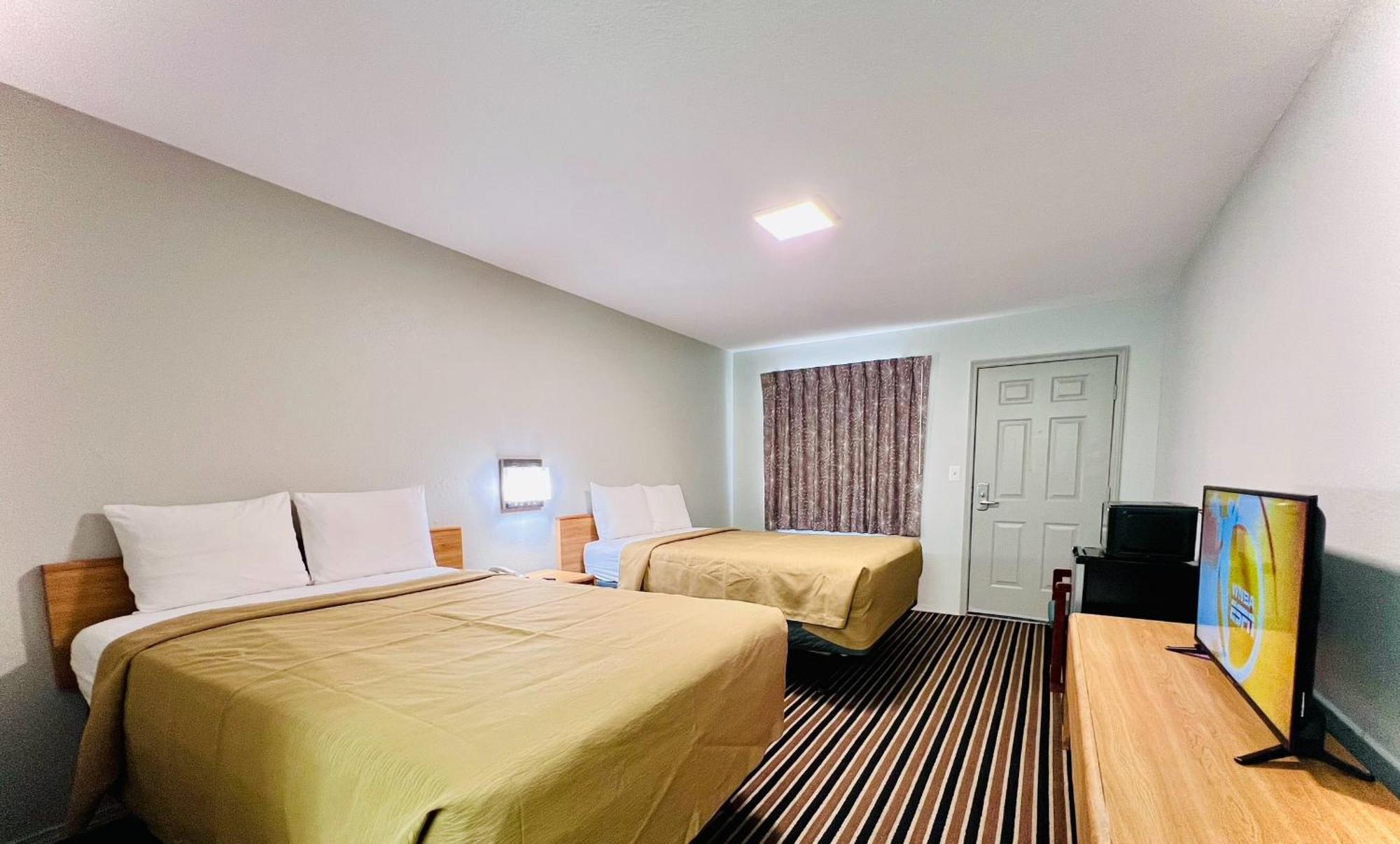 Suite 16 Motel Gore Εξωτερικό φωτογραφία